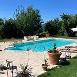 ホテル La Capannina 3*